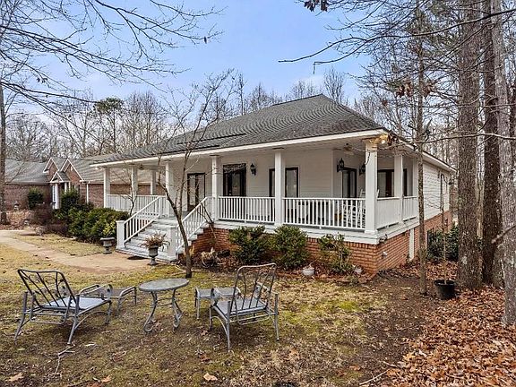 2nd image of 4106 Hamilton Rd