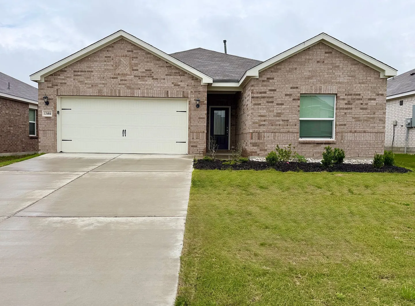 Brand-New 3BR Home with Open Layout, Flex Space & Covered Patio! — Photo 1