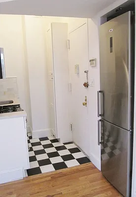 Rented by Keller Williams NYC | media 23