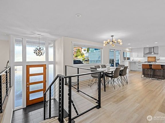 5th image of 712 Alder Street