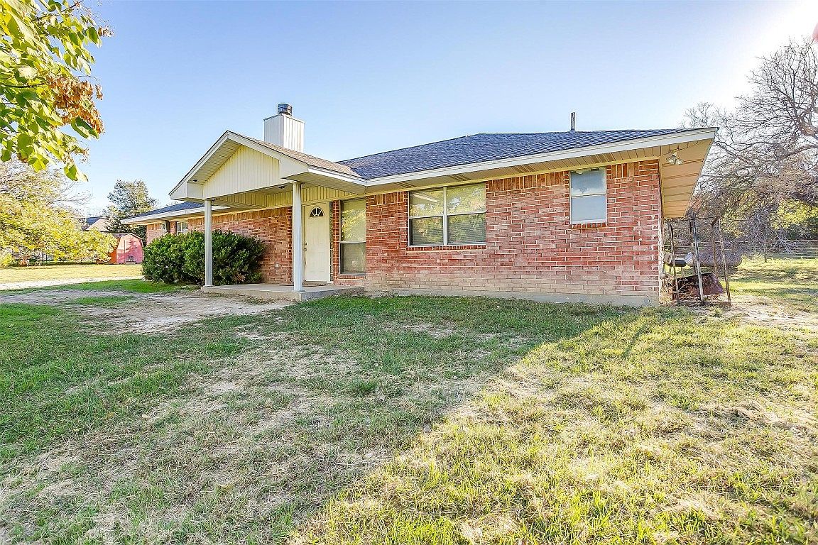 1907 Live Oak Cir, Azle, TX 76020 MLS 20513060 Zillow