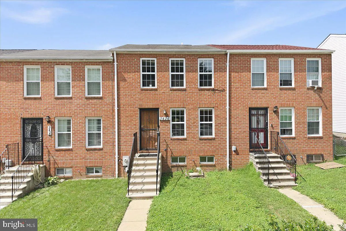 4 bed, 1485 sqft, $2,000 — Photo 1