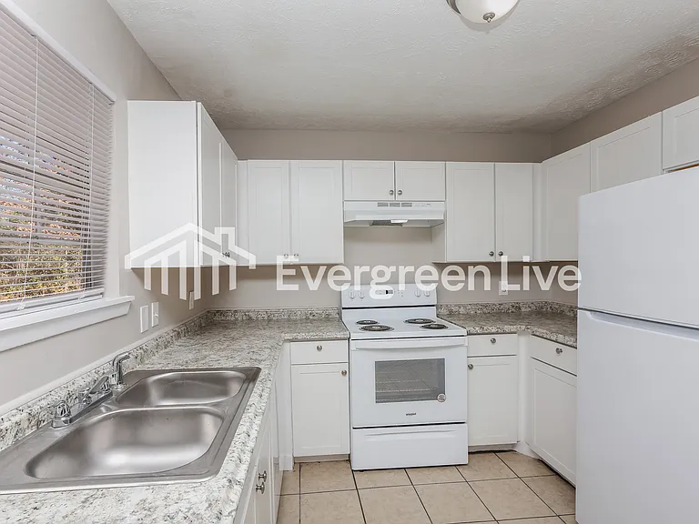 4954 Hanging Oak Dr — Photo 9