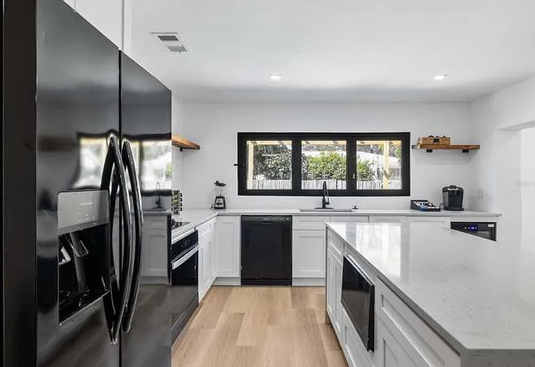 5910 Denver St NE #1 — Photo 10