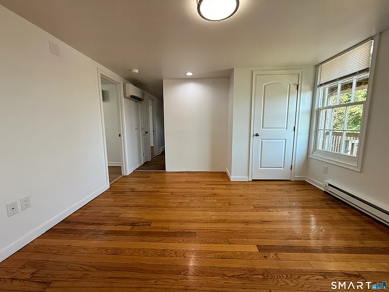 9 Brewer St #3 — Photo 7