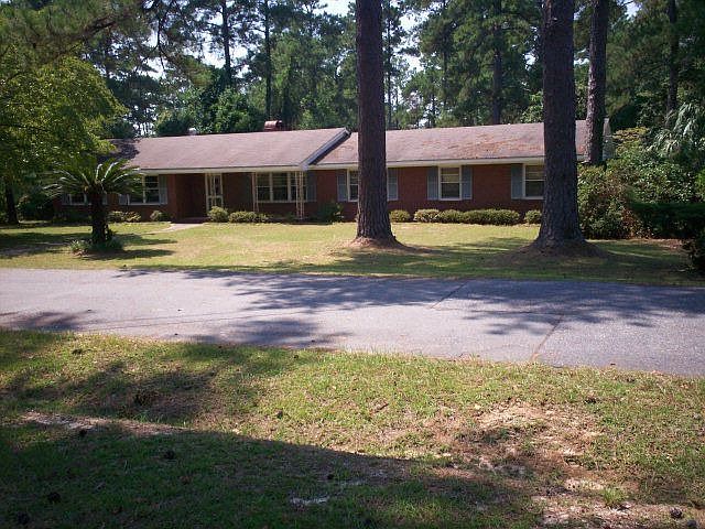 1st image of 7 Dellwood Cir