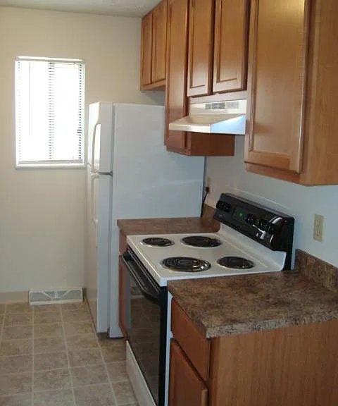2930 Treeside St NW — Photo 6