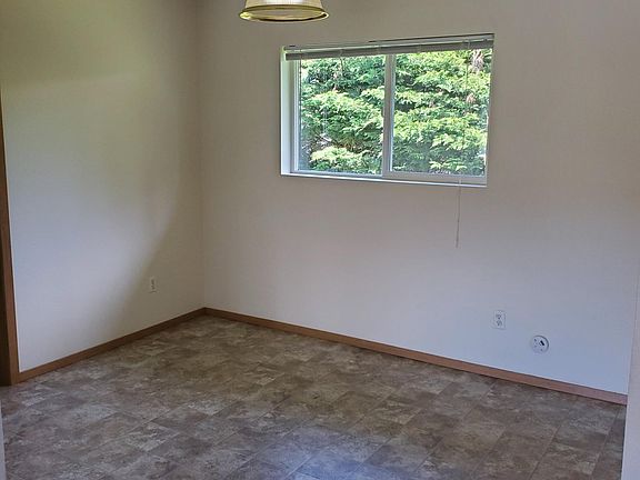 3rd image of 8511 Locust Ave E #13-4