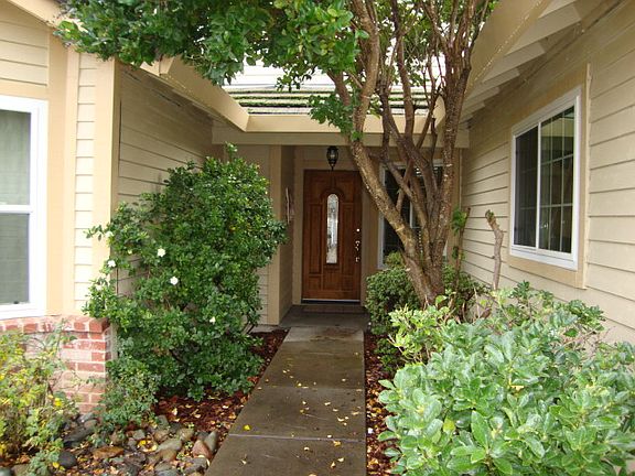 2nd image of 8104 Eagle Peak Way