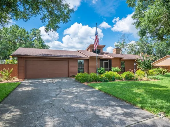 2211 Roslyn Ln, Lakeland, FL 33812