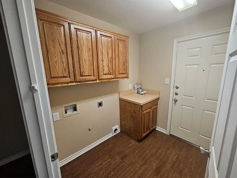 1605 Stuart Rd — Photo 13