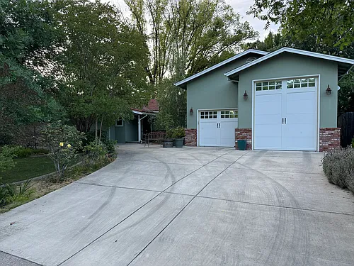 2131 Fernvale Dr Photo 1