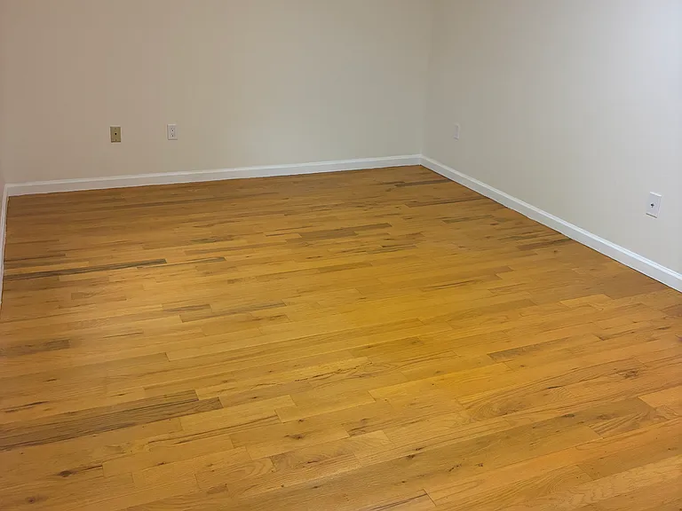 116 Oak St #2 — Photo 28