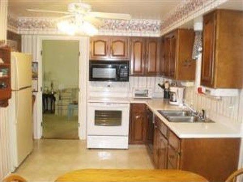 3rd image of 1282 Jeremy Ct