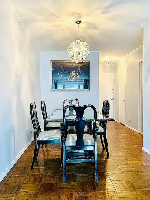 303 East 57th Street — Photo 2