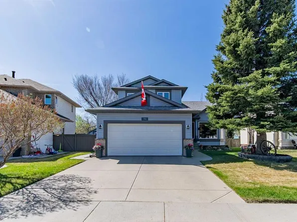 76 N Sunset Cres, Okotoks, AB T1S 1P5