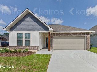 206 Teddy Ln, Lafayette, LA 70507