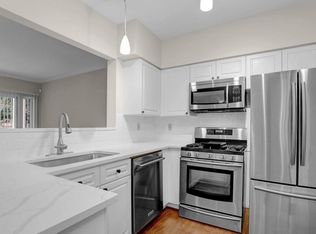 12913 Alton Sq APT 113, Herndon, VA 20170