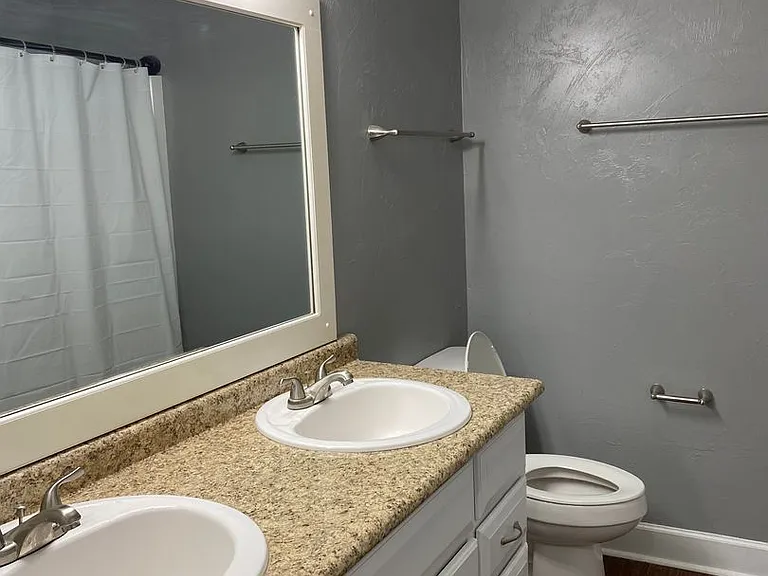 2610 Old Bainbridge Rd #D — Photo 3