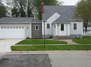 35901 Washington St, Richmond, MI 48062