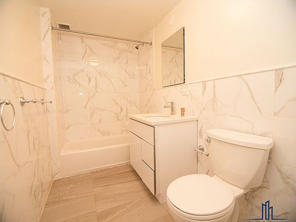 5th image of 44 E 132nd St #2-1