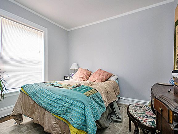 5th image of 1447 W Balmoral Ave APT 1N