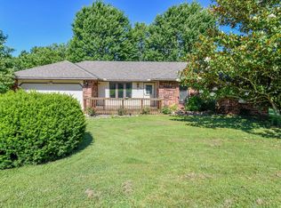 1901 S 11th Ave, Ozark, MO 65721