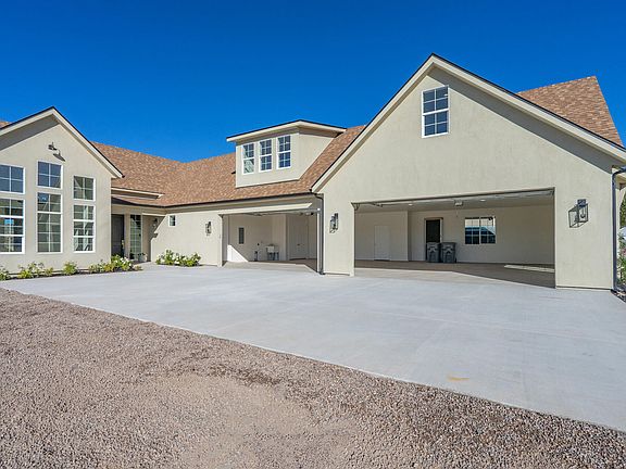 2nd image of 319 N 200 W
