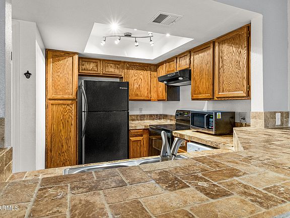 4th image of 1645 W BASELINE Road #2110