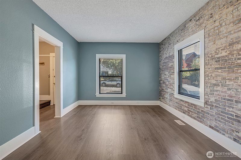 2nd image of 6747 Alonzo Avenue NW