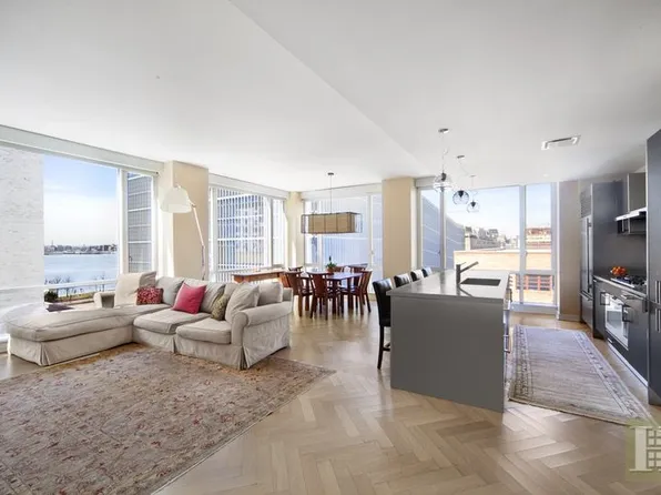 330 Spring Street image 1 of 11