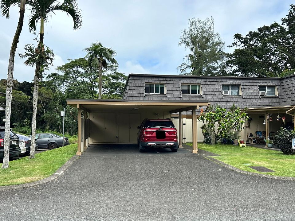 Garage Port and entrance gate