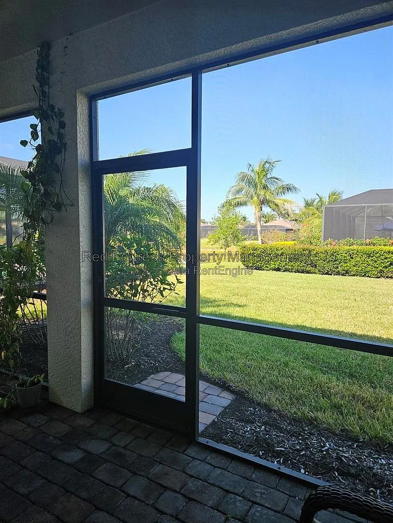 2 bed, 2.0 bath, 1800 sqft, $2,300 — Photo 4
