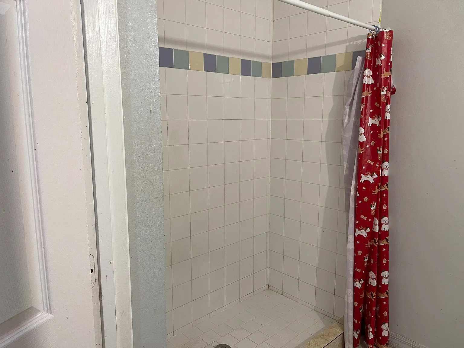 1 bed, 400 sqft, $750 — Photo 2