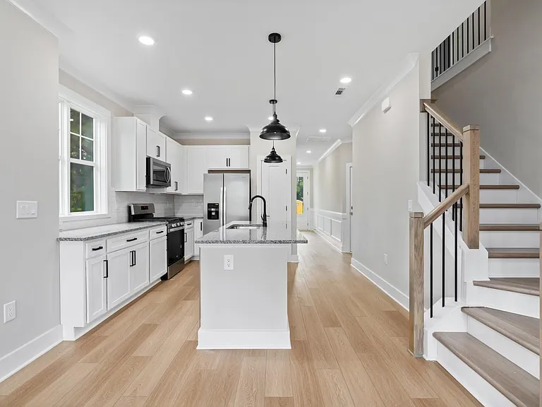 6104 Fox Rd — Photo 16