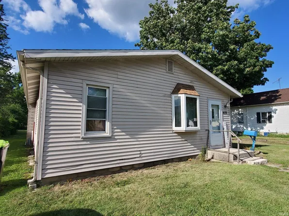 419 W Main St, Butler, IN 46721