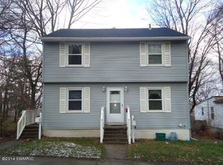 1088 Washington Ave, Muskegon, MI 49441