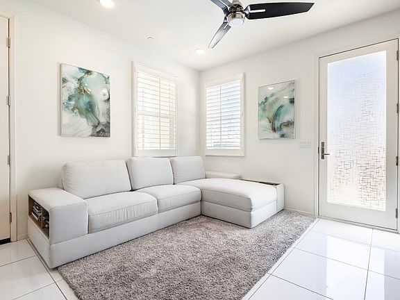 2nd image of 5150 Calle Sandwaves Unit 35