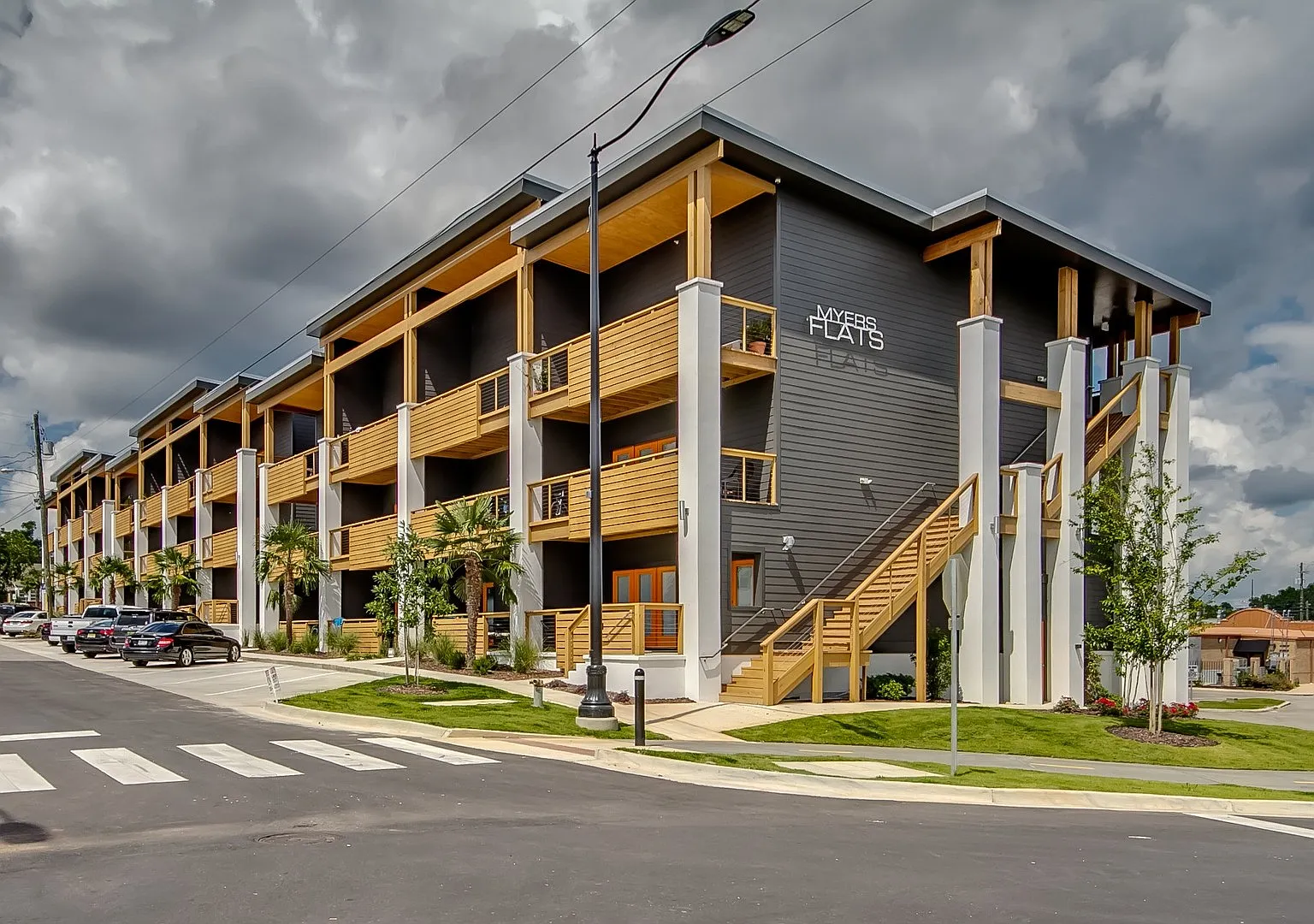 Myers Flats - 3 Bedroom — Photo 3