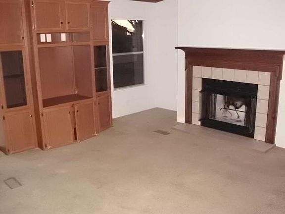 4th image of 238 Castleridge Dr