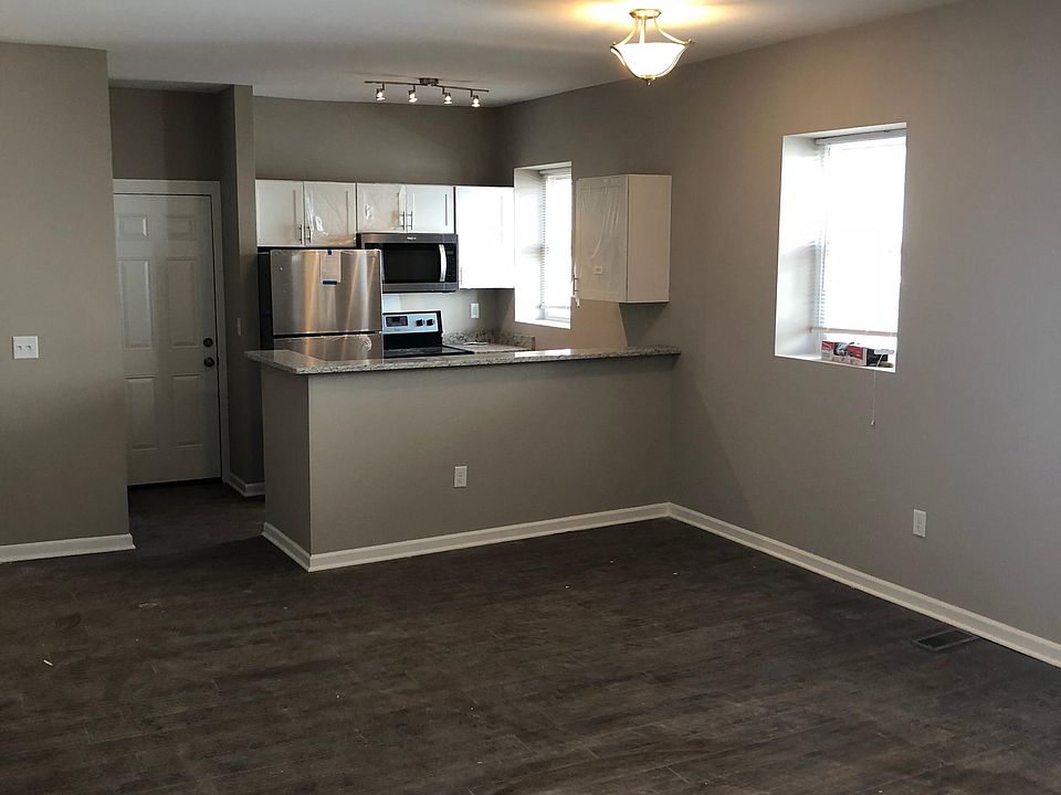 1st image of 1929 Delaware Ave #1
