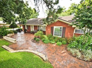 622 Oyster Creek Dr, Sugar Land, TX 77478