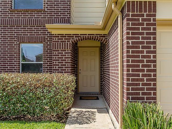 2nd image of 18303 Olive Leaf Dr