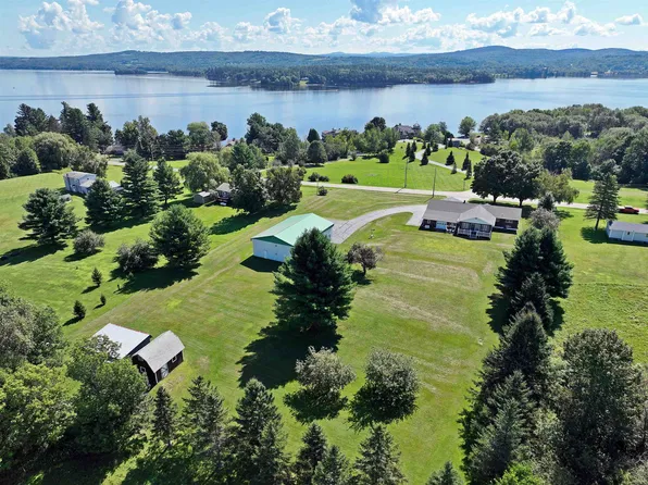 297 Strawberry Acres, Newport Town, VT 05857