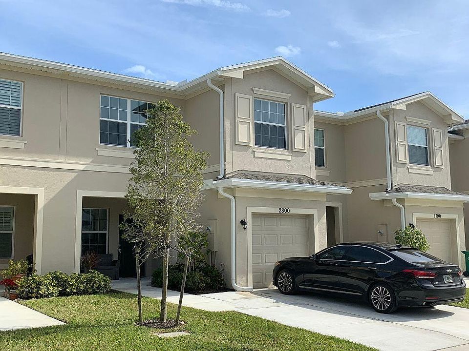 1st image of 2800 NW Treviso Cir