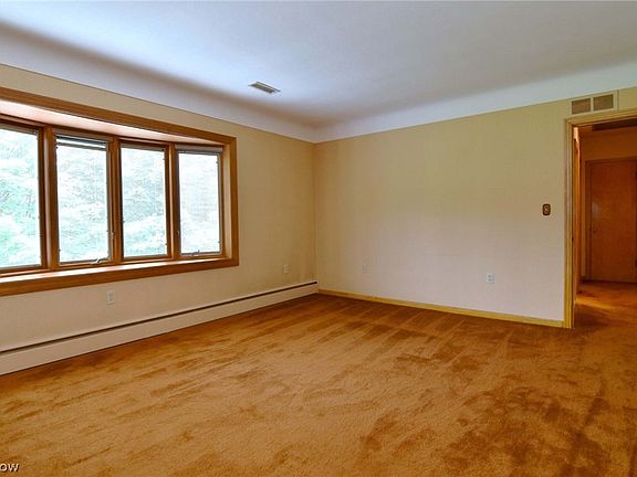 5th image of 7172 Conelly Blvd