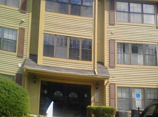 611 Chester Ct, Helmetta, NJ 08828