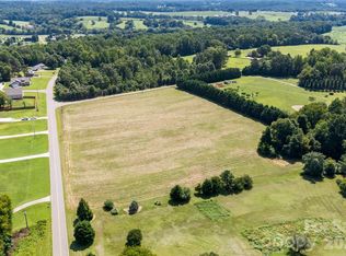 146 Rimrock Rd, Harmony, NC 28634
