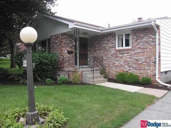 2nd image of 3070 S 42nd St