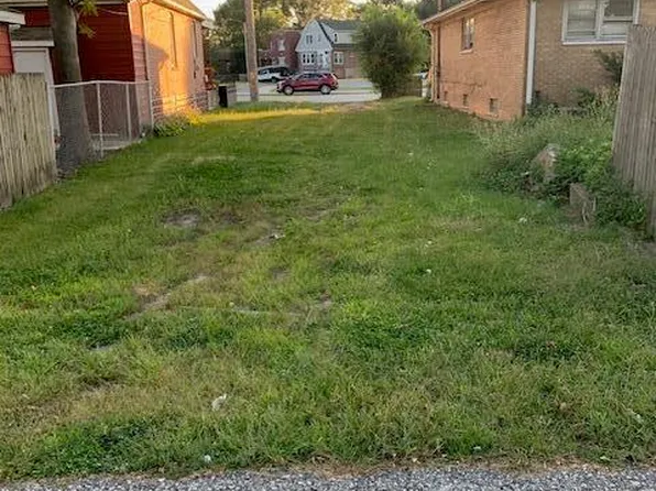 3905 Guthrie St, East Chicago, IN 46312